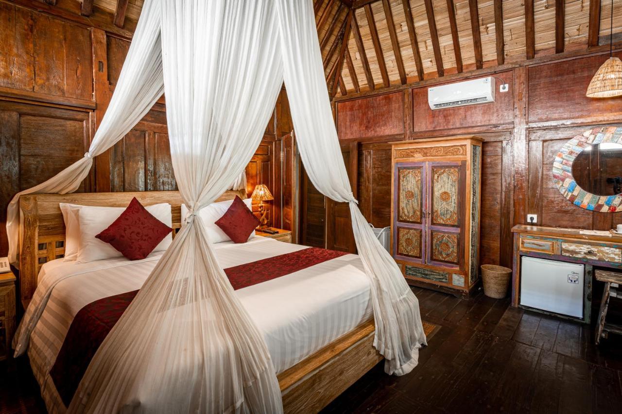 Sacred River Retreat And सहारा Keramas