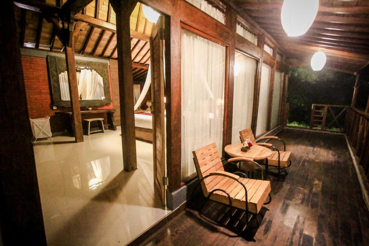 Sacred River Retreat And 4*